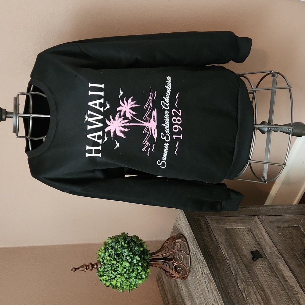⚡️Shein sz med oversized crew neck graphic tee sweatshirt Hawaii black crewneck